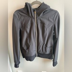 Women’s Lululemon Uba hoodie soft shell jacket size 6